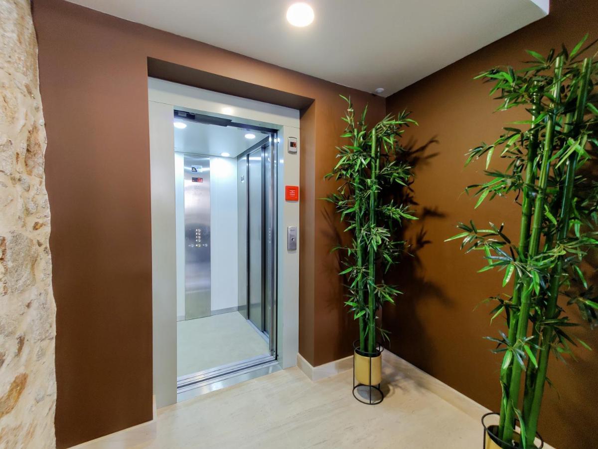 Coutinho Apartment - Modern Ap In The City Centre With Balcony Виана-ду-Каштелу Экстерьер фото