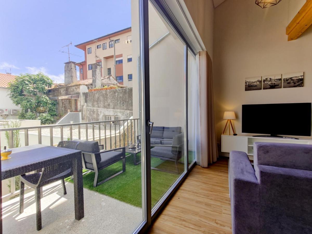 Coutinho Apartment - Modern Ap In The City Centre With Balcony Виана-ду-Каштелу Экстерьер фото