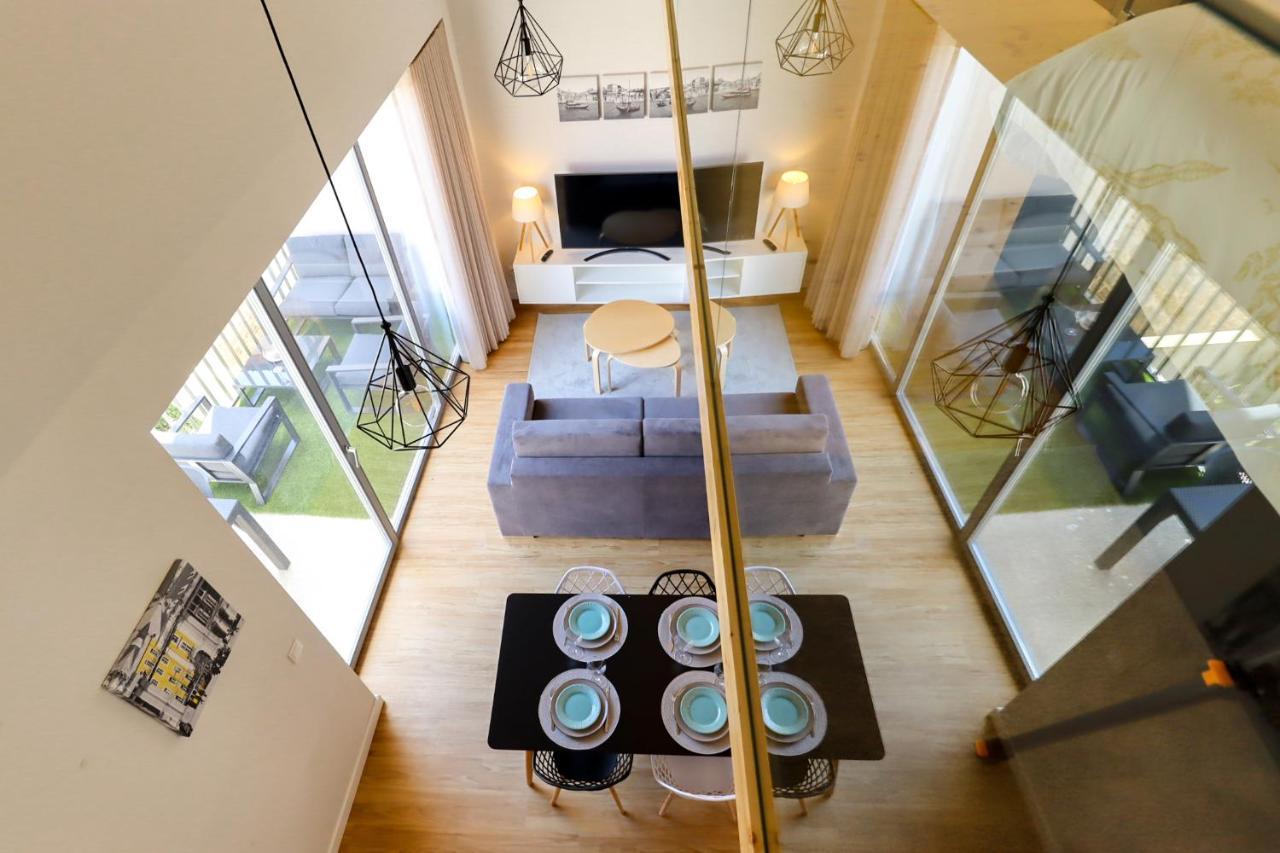 Coutinho Apartment - Modern Ap In The City Centre With Balcony Виана-ду-Каштелу Экстерьер фото